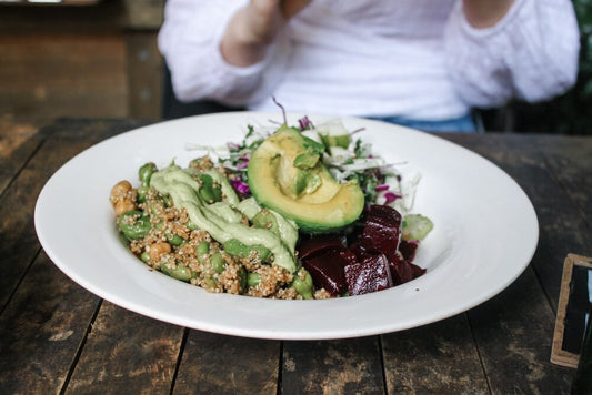 QUINOA & BLACK BEAN SALAD