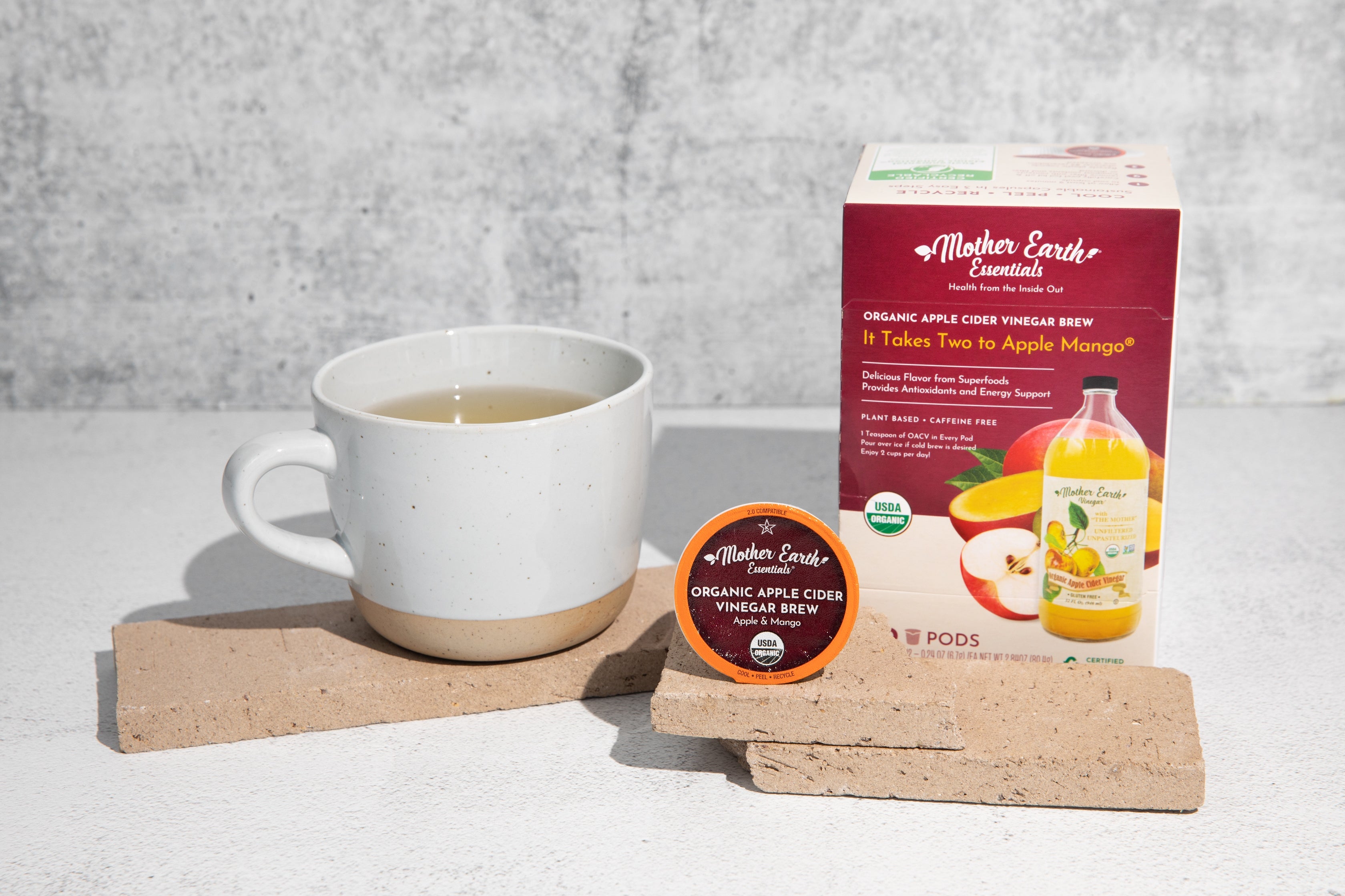 IT TAKES TWO TO APPLE MANGO ORGANIC SUPERFOOD TEA PODS Mother Earth Vinegar